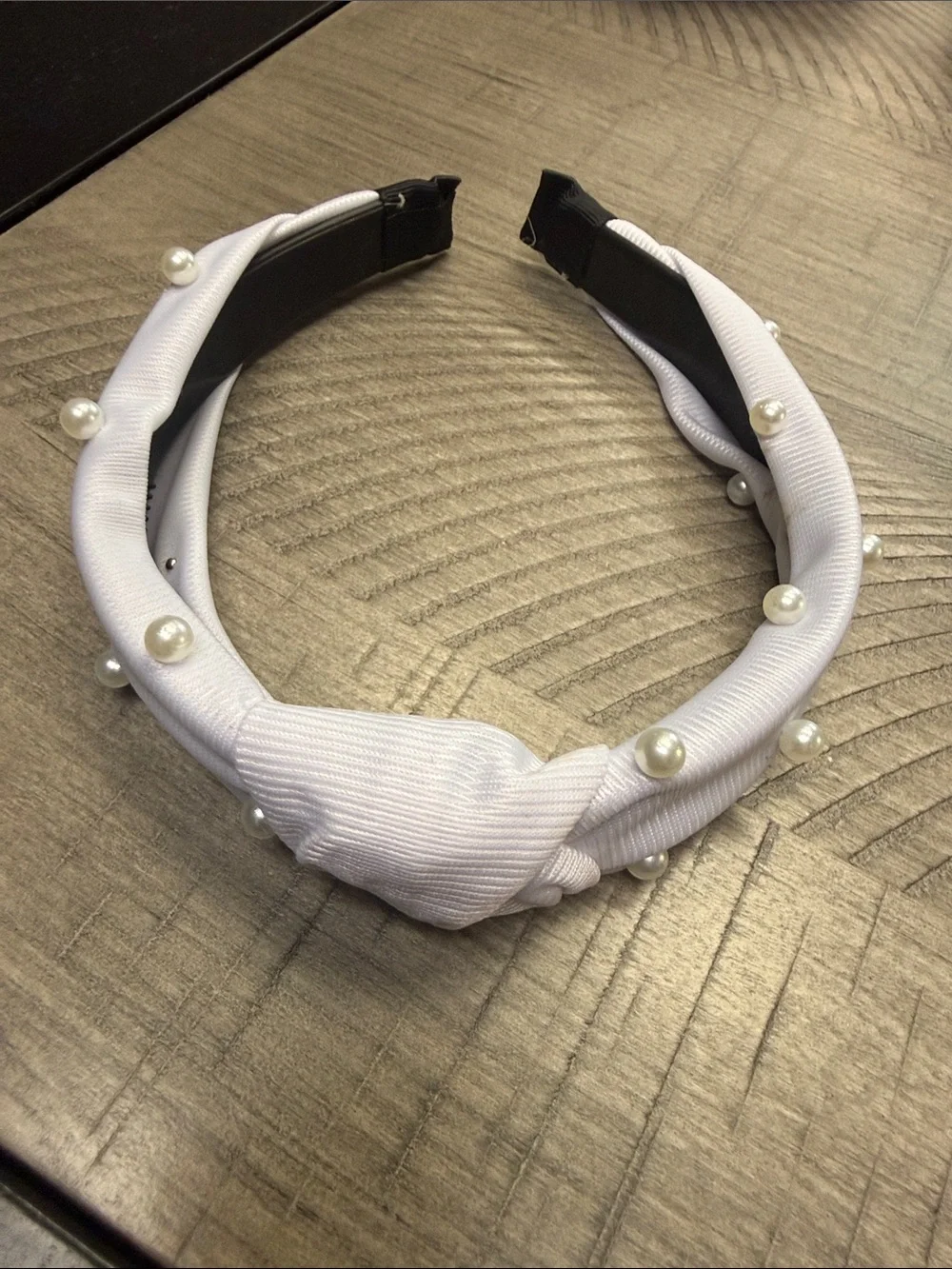 Pearl-Embellished White Knotted Headband